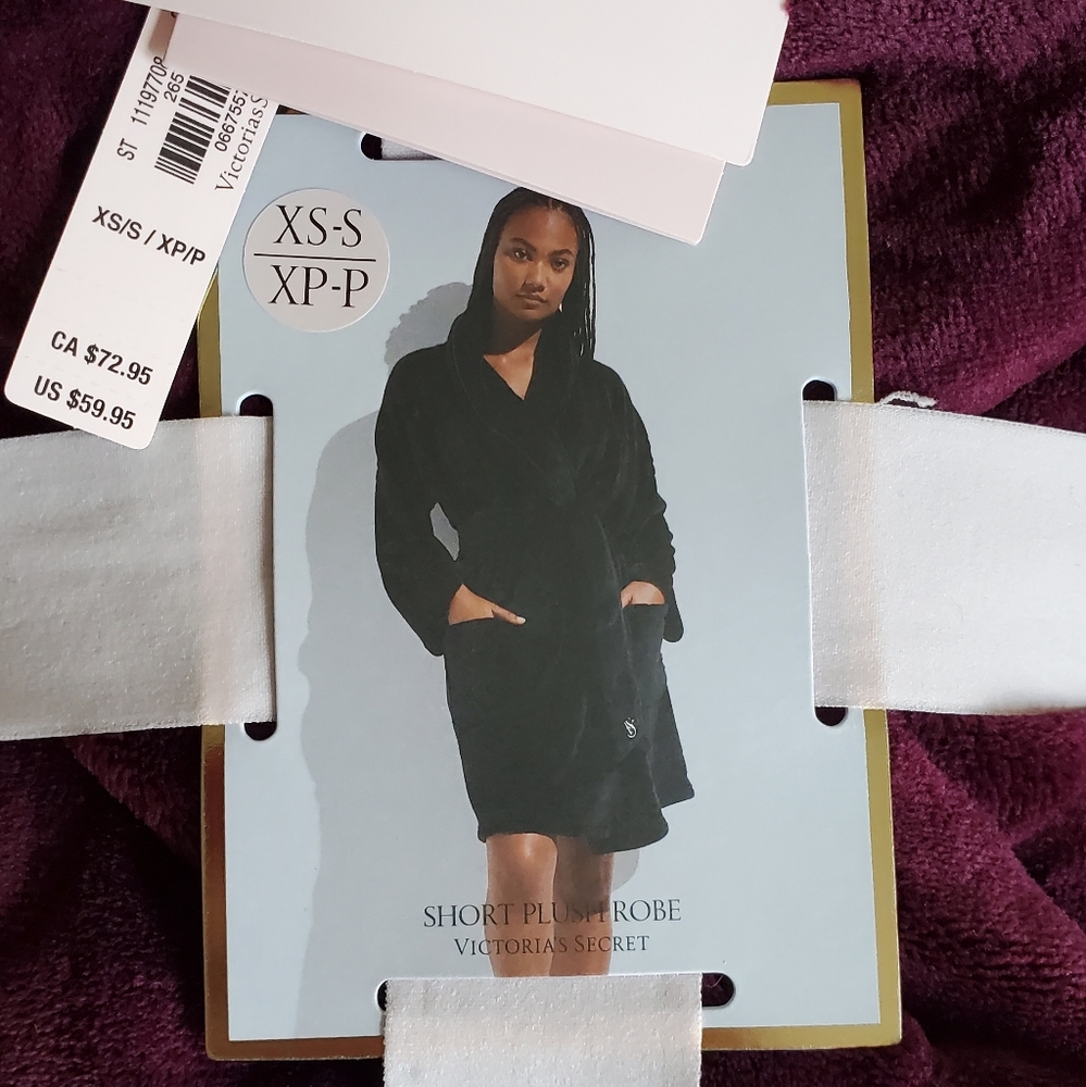 🎁Victoria's Secret Robe Size XS/S - Picture 3 of 5